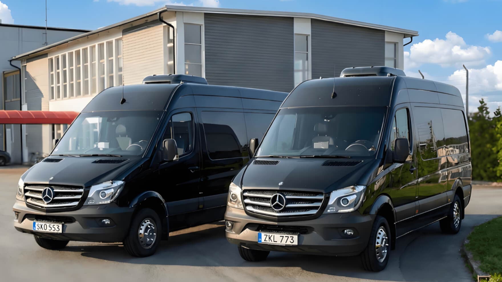 Hyra minibuss med chaufför i Stockholm